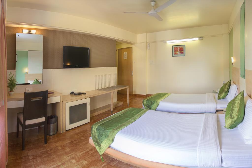 Treebo Archana Residency Thane Room photo