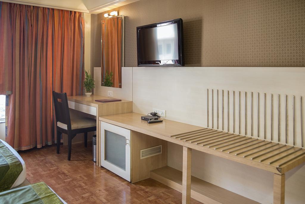 Treebo Archana Residency Thane Room photo